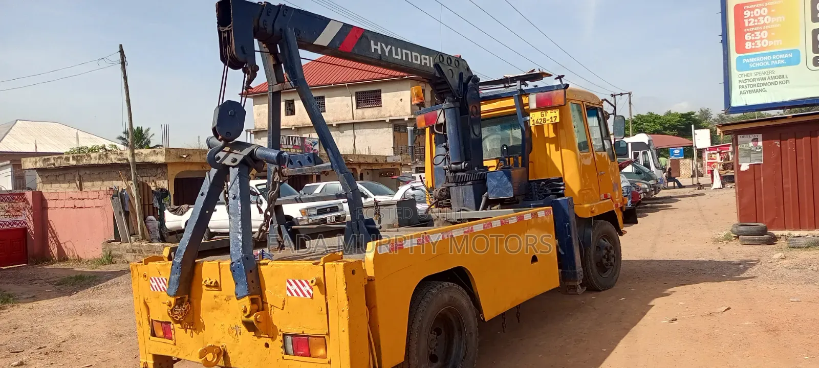 Hyundai Manlift Truck