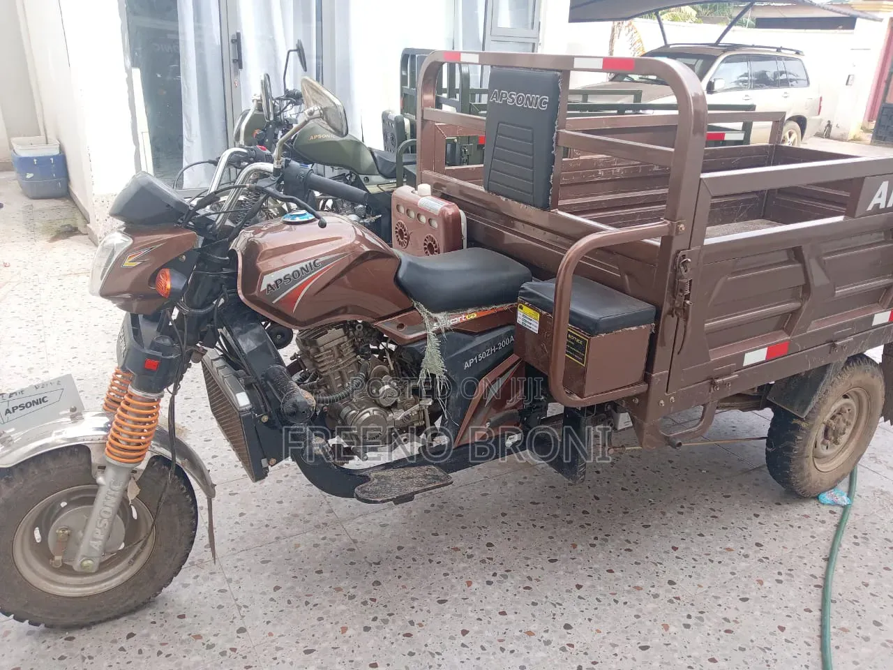 New Tricycle 2024 Brown