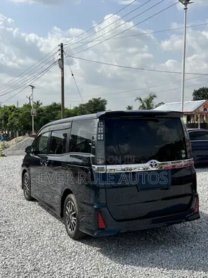 Toyota Voxy 2015 Black