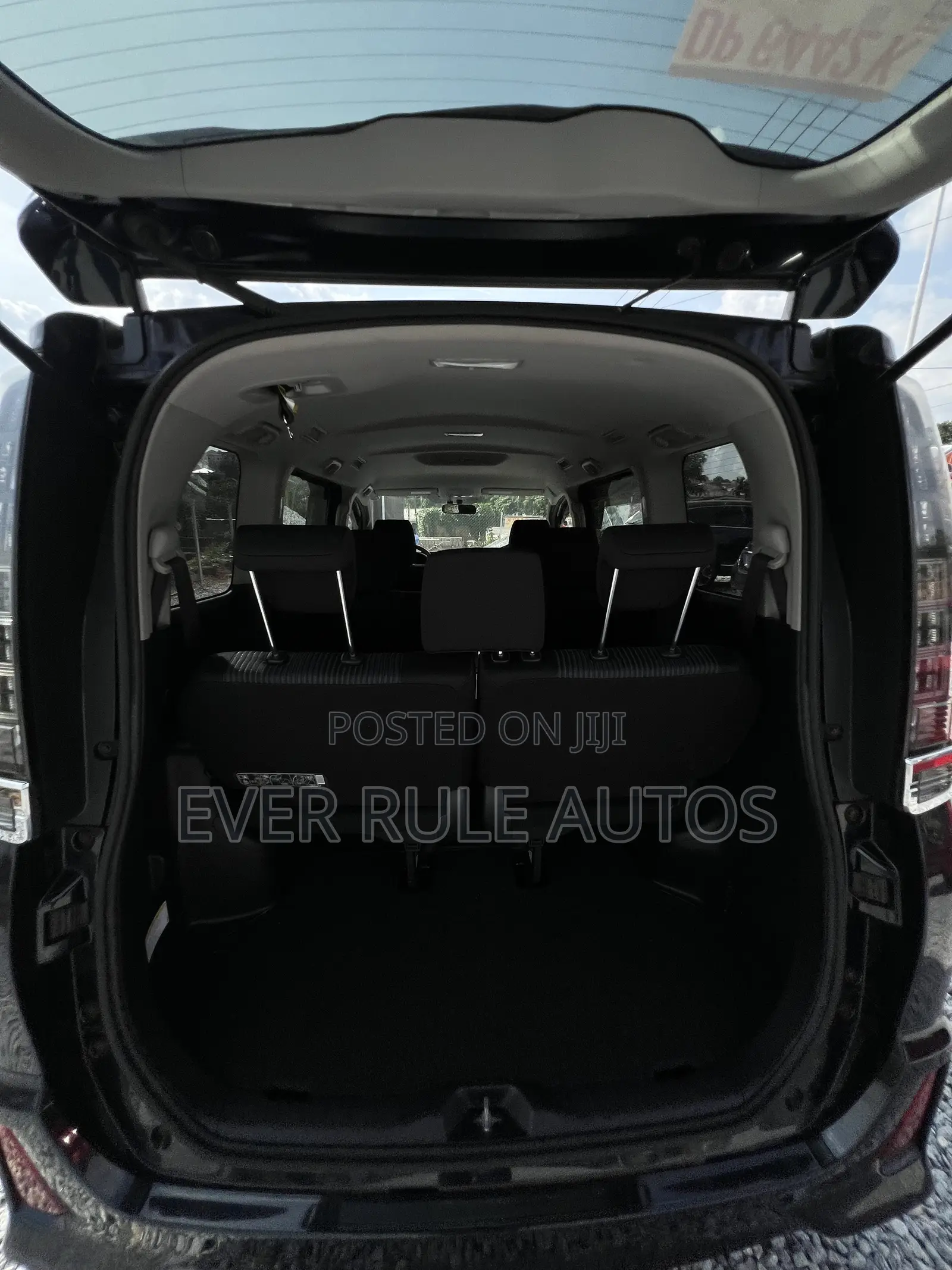 Toyota Voxy 2015 Black