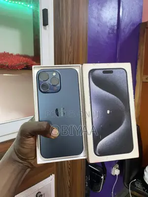 New Apple iPhone 15 Pro Max 256 GB Blue