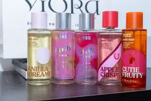 Victoria Secret Splashes