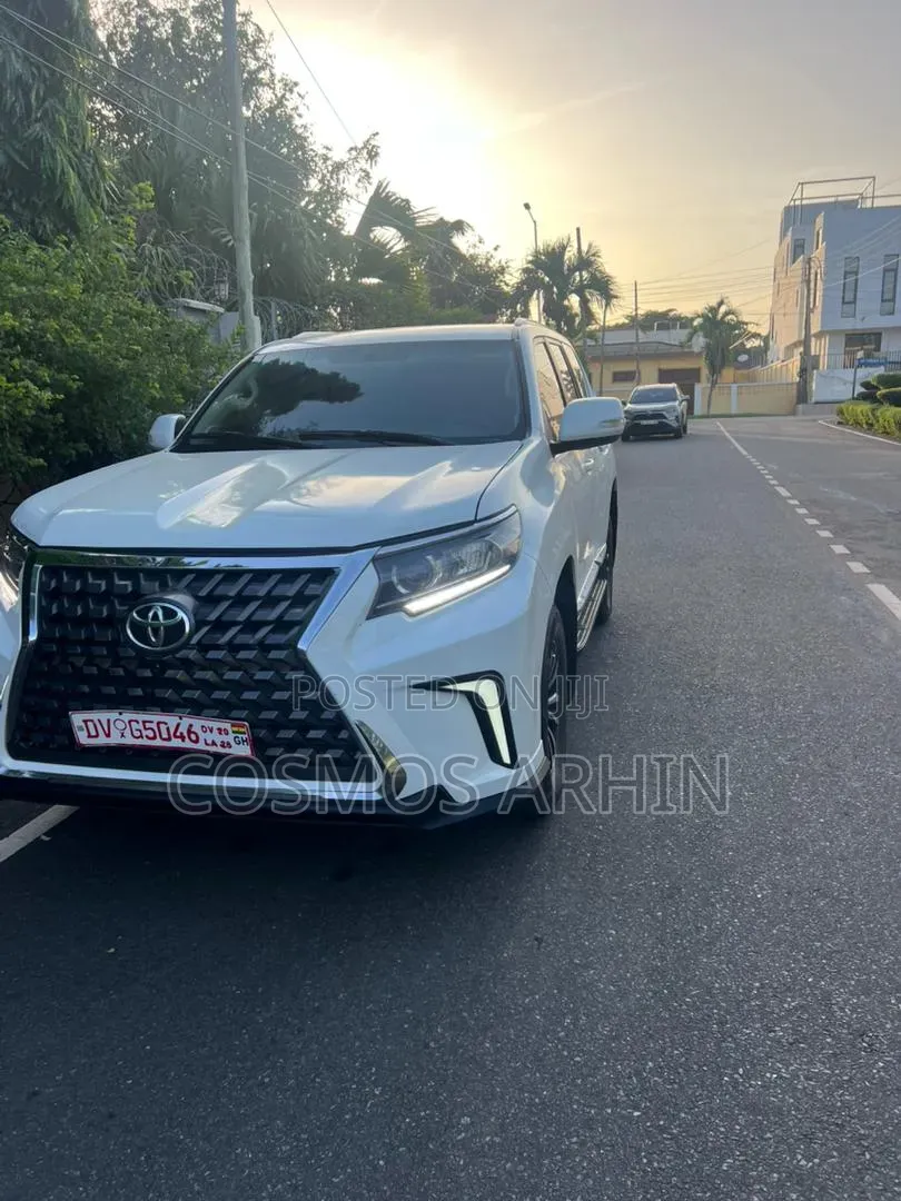 Toyota Land Cruiser Prado 2014 White
