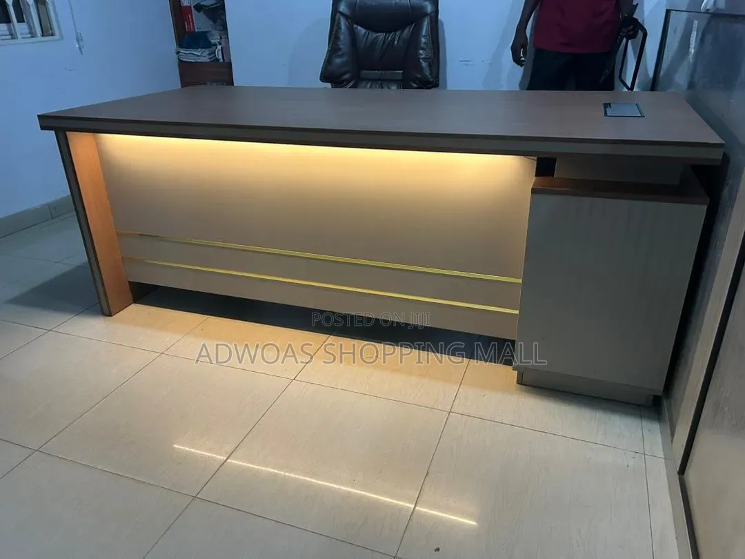 1.8m L Shape Office Desk