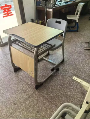Comfortable Student Table and Chair
