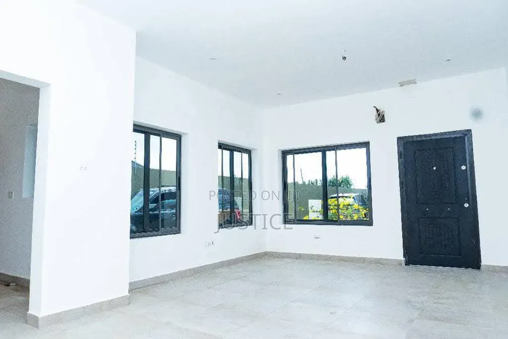 3bdrm House in Agbogba, Cemetery Area for sale