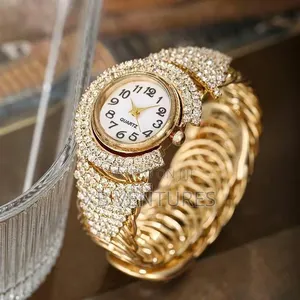 Luxury Wrist Watch With Bracelet, Casual Formal Wear