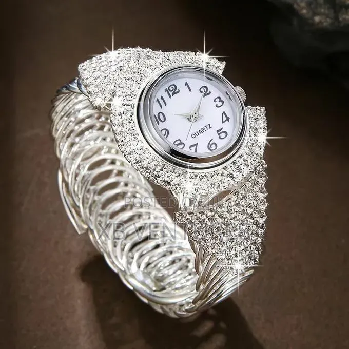 Luxury Wrist Watch With Bracelet, Casual Formal Wear