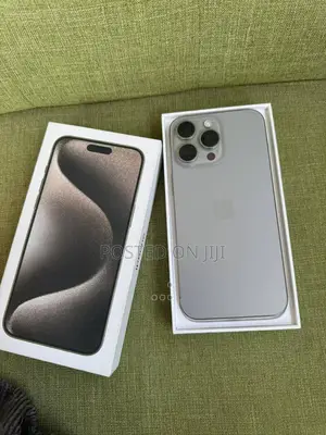 Apple iPhone 15 Pro Max 512 GB Gray