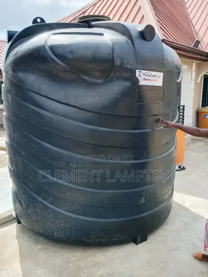A 8000 Liter Watatank for Sale.