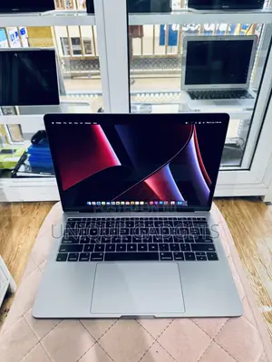 Laptop Apple MacBook Pro 2017 16GB Intel Core i5 SSD 256GB