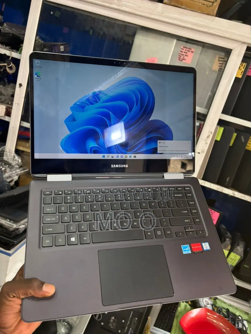 Laptop Samsung Galaxy Book4 360 16GB Intel Core i7 SSD 512GB