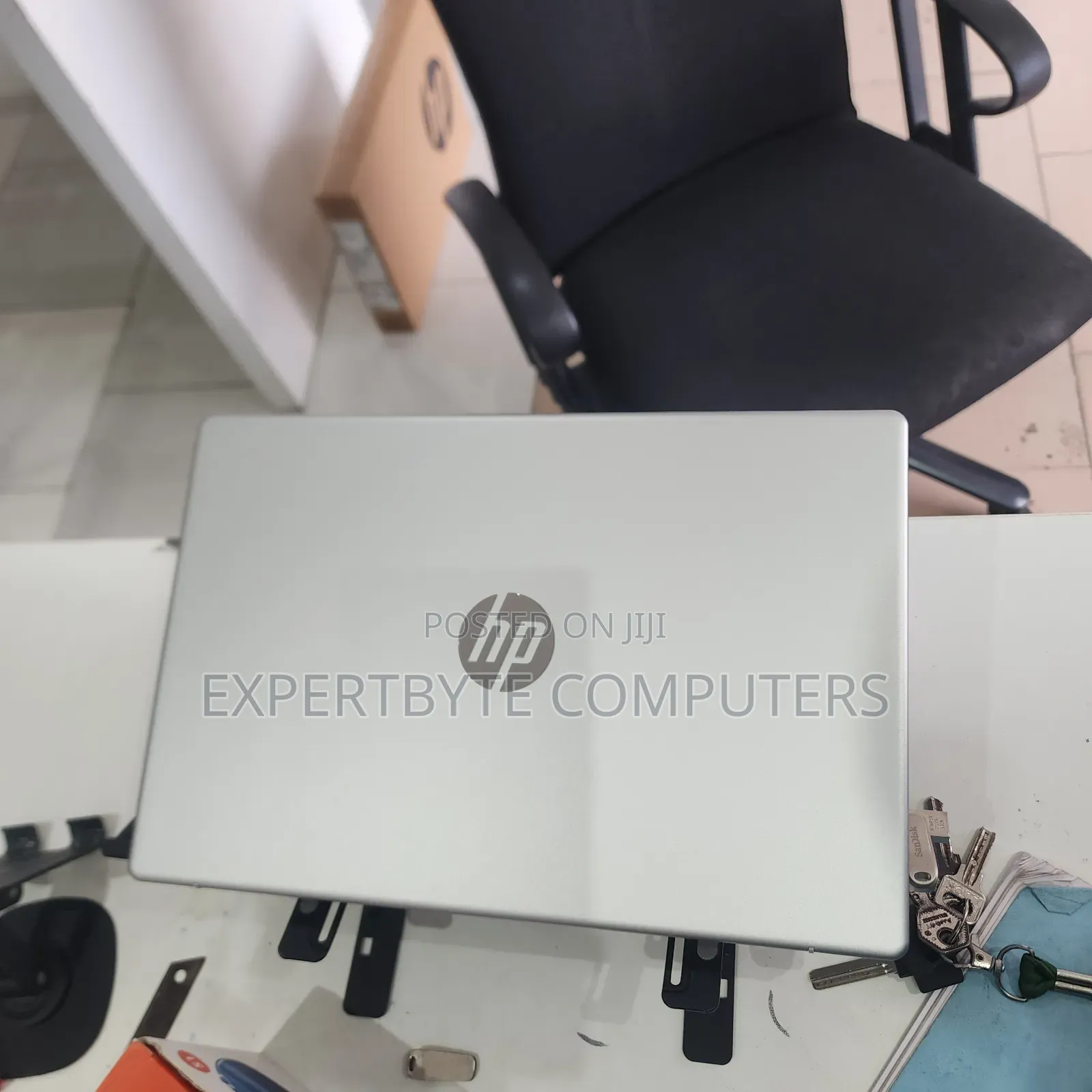 New Laptop HP 14z 8GB Intel SSD 512GB
