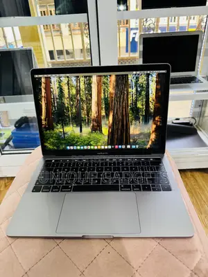 Laptop Apple MacBook Pro 2019 8GB Intel Core i5 SSD 128GB