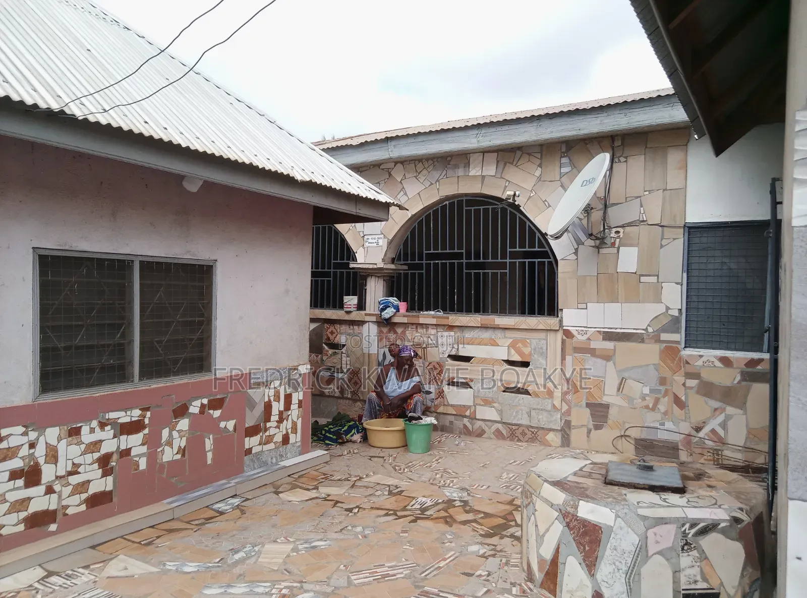 5bdrm House in Brother K Estate, Kumasi Metropolitan for sale