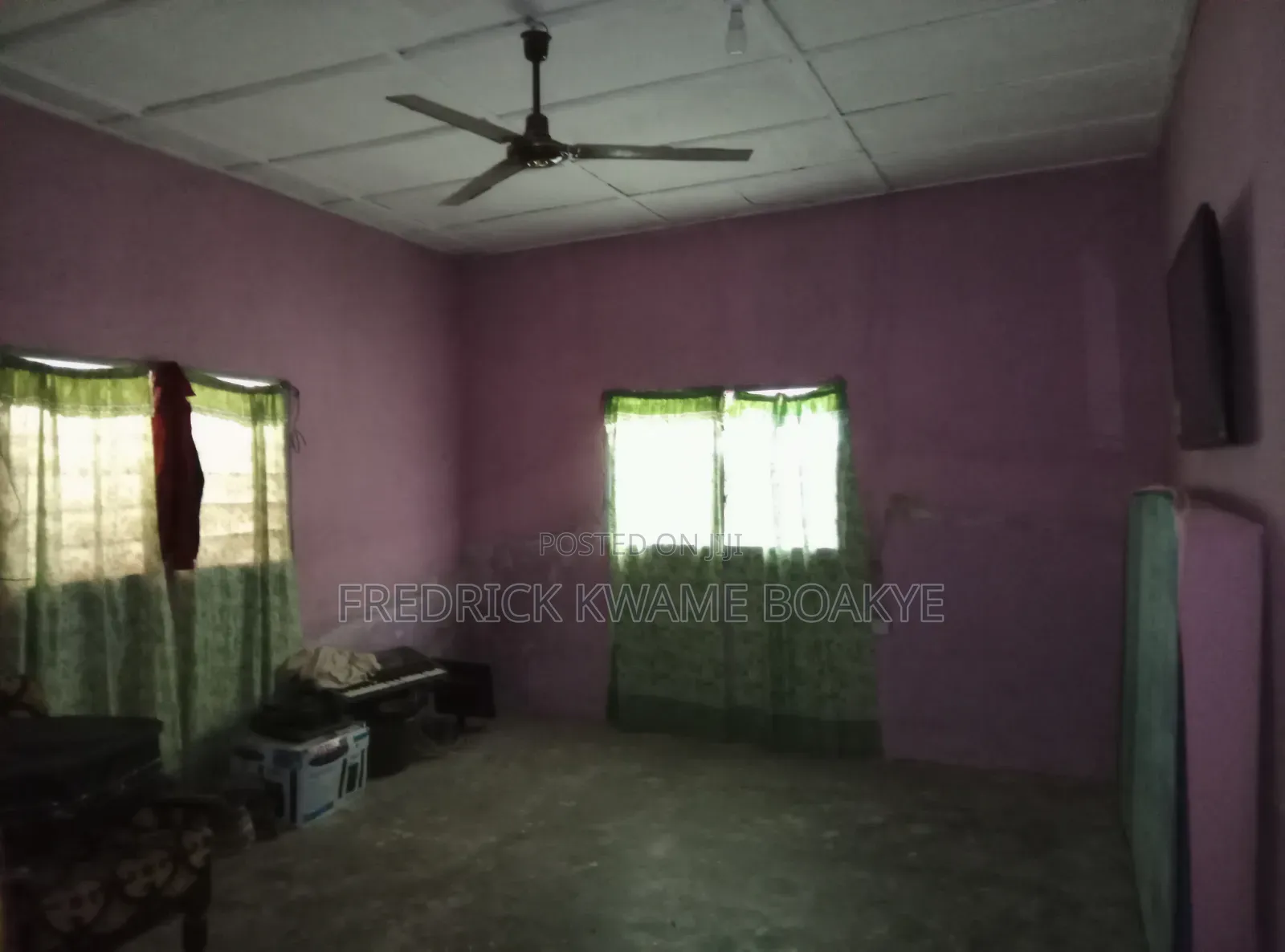 5bdrm House in Brother K Estate, Kumasi Metropolitan for sale