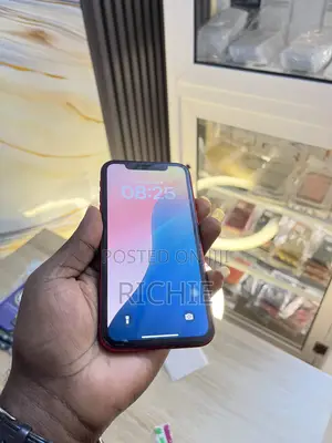 New Apple iPhone XR 64 GB Red
