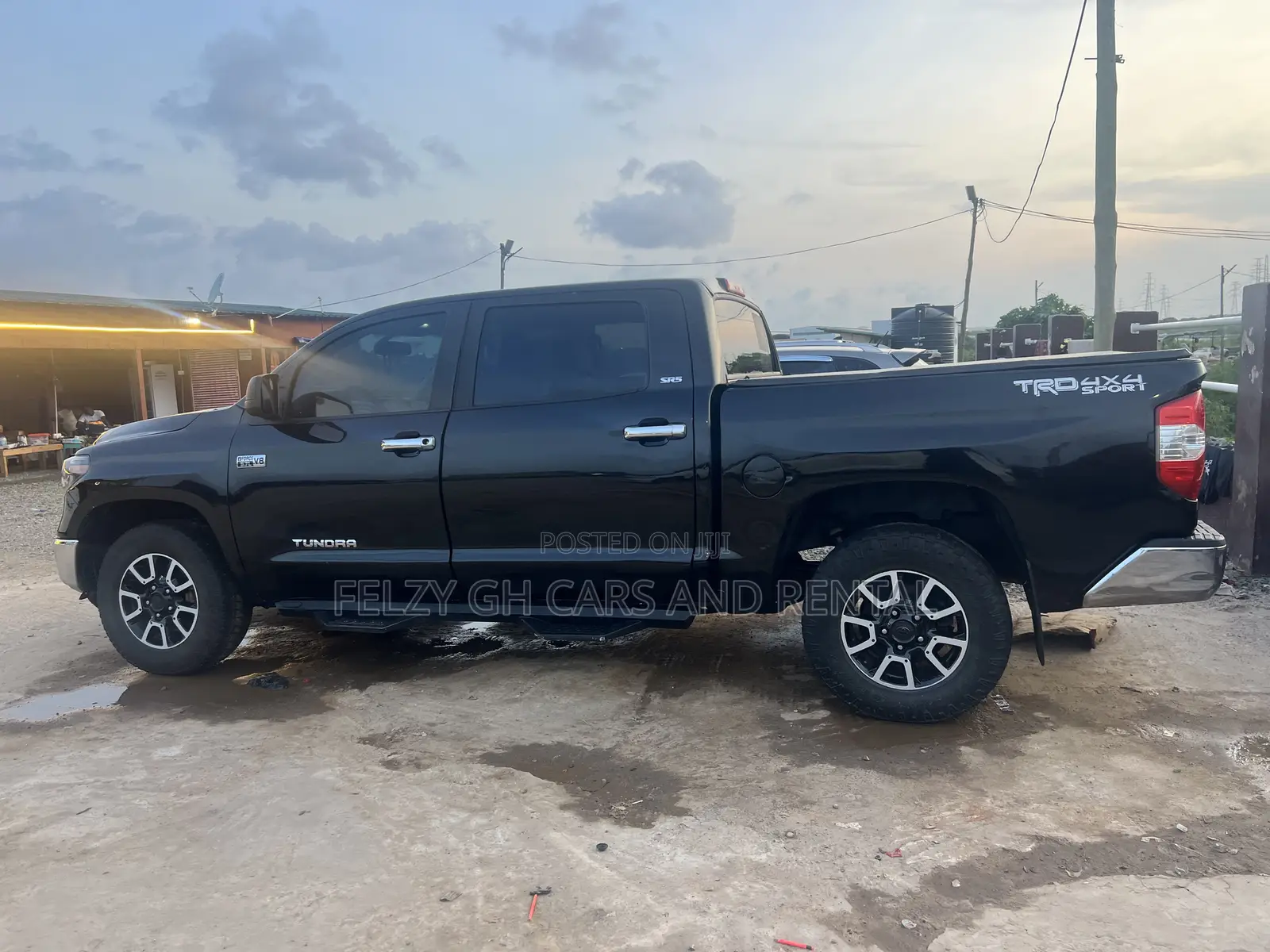 Toyota Tundra 1794 4dr CrewMax 4WD SB (5.7L 8cyl 6A) 2015 Black