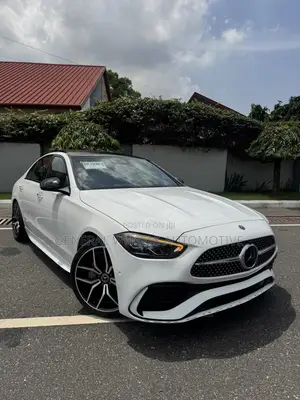 Mercedes-Benz C300 2023 White