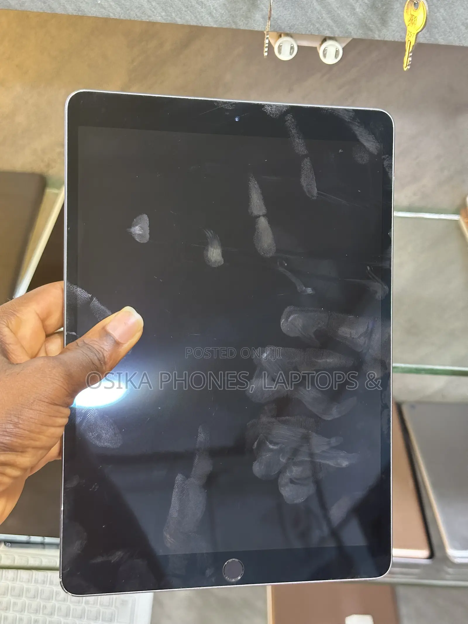 Apple iPad Air (2020) Wi-Fi 64 GB Gray