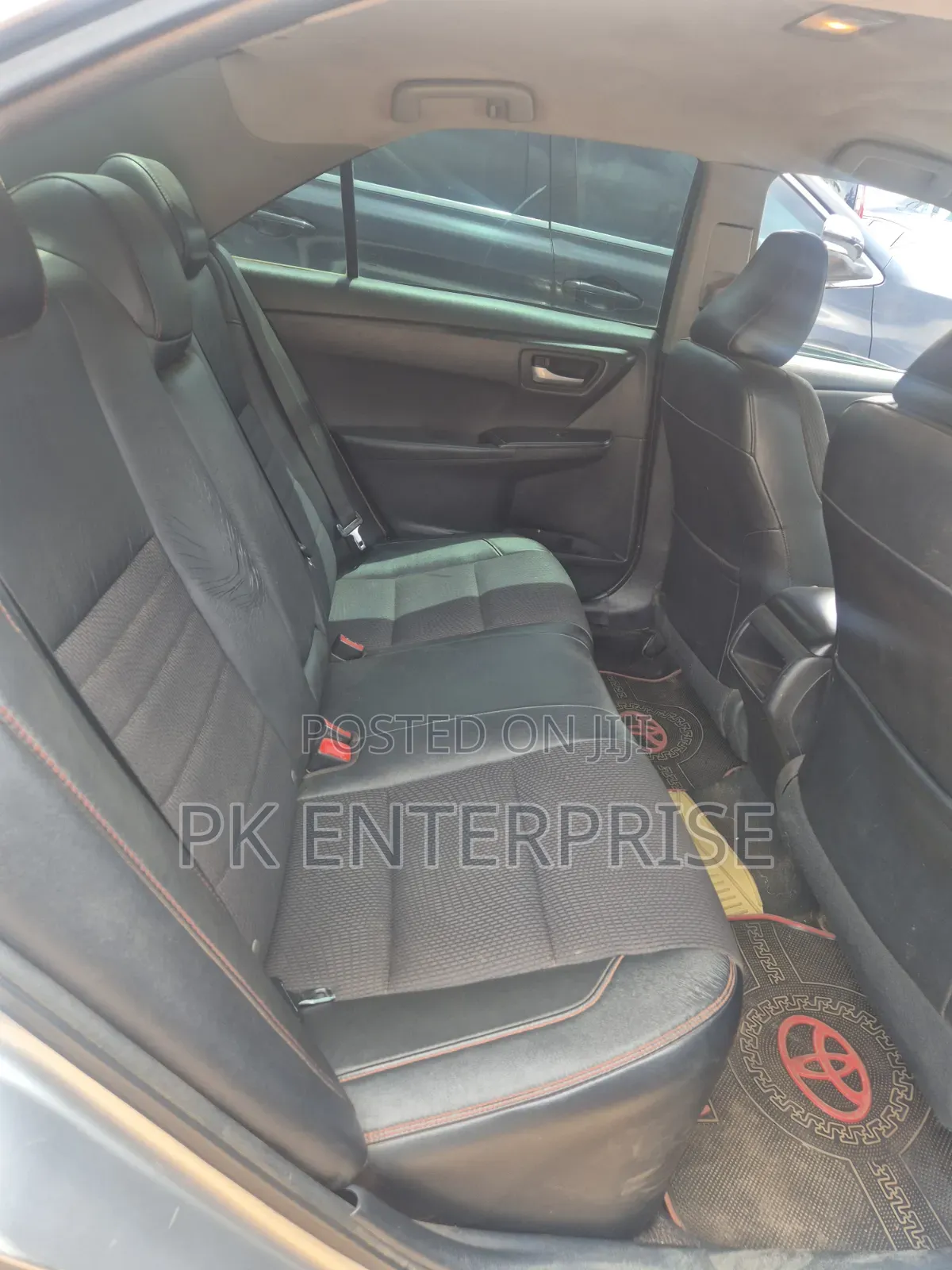 Toyota Camry 2016 Silver