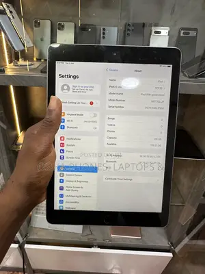 Apple iPad 10.2 (2020) 128 GB Gray