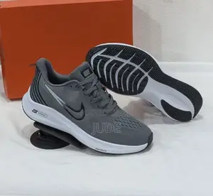 Nike Runners/Trainers