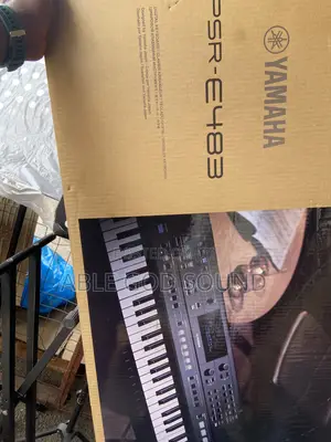 PSR E483 Yamaha Keyboard