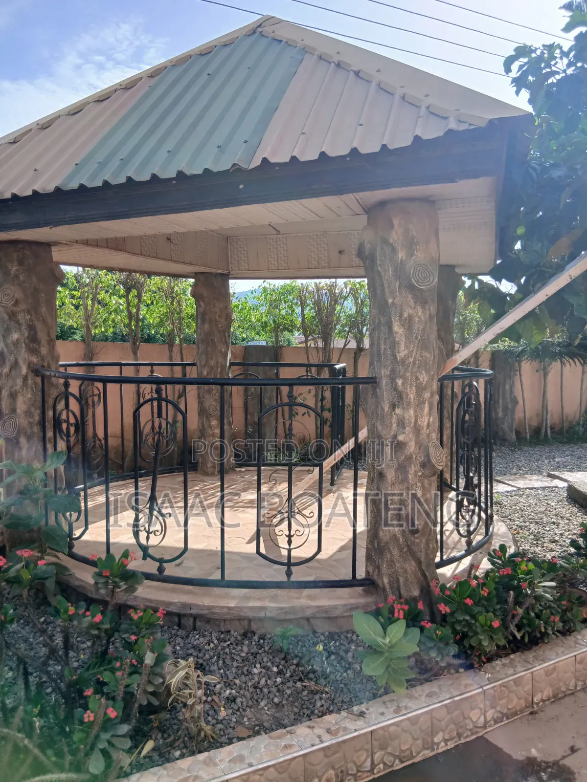 3bdrm House in Damas 2 Estate, Ga West Municipal for sale