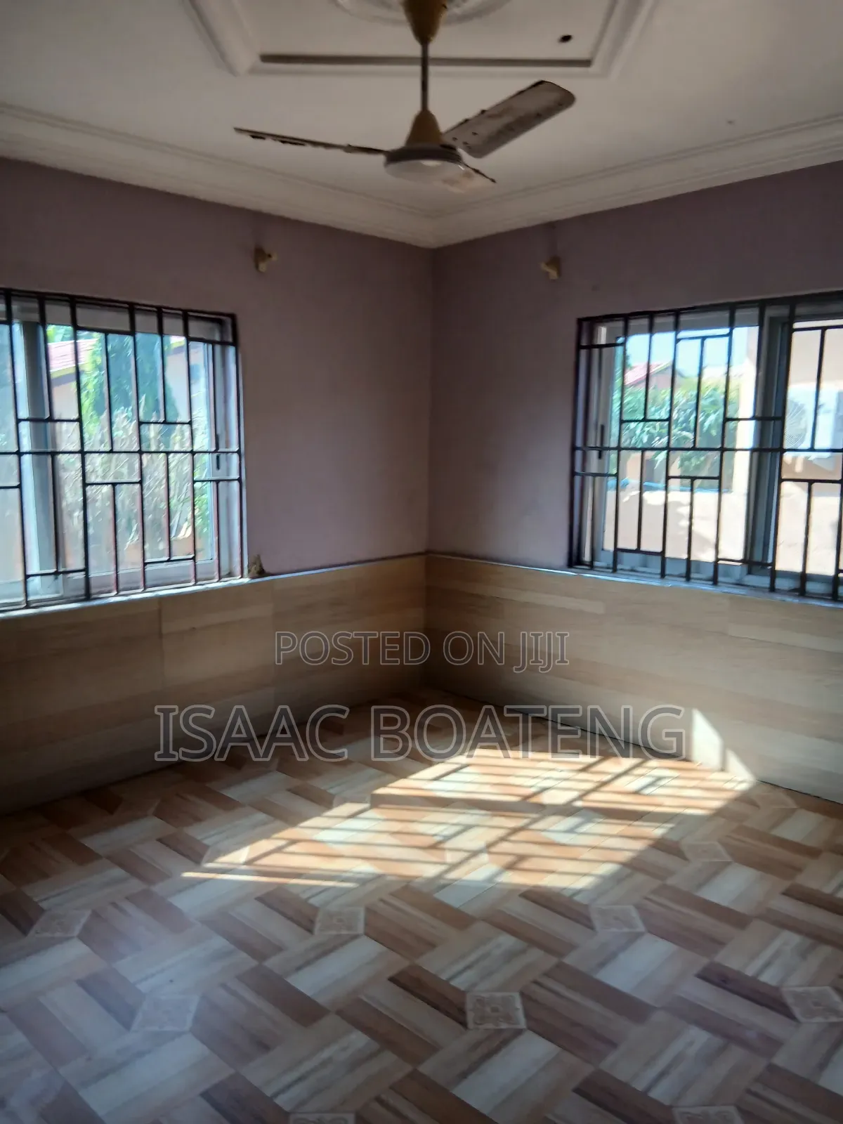 3bdrm House in Damas 2 Estate, Ga West Municipal for sale