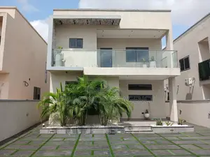 4bdrm Duplex in Lakeside Estates, Accra Metropolitan for sale