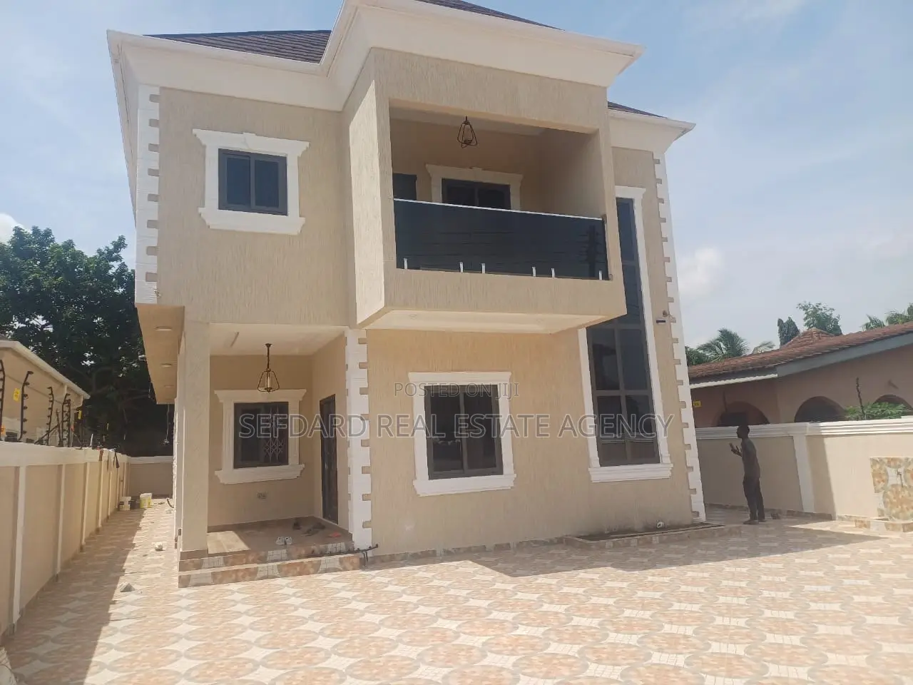 5bdrm Duplex in Sefdard Properties, Tantra Hills for sale