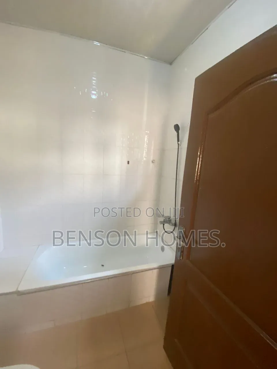 3bdrm Apartment in Lashibi for rent