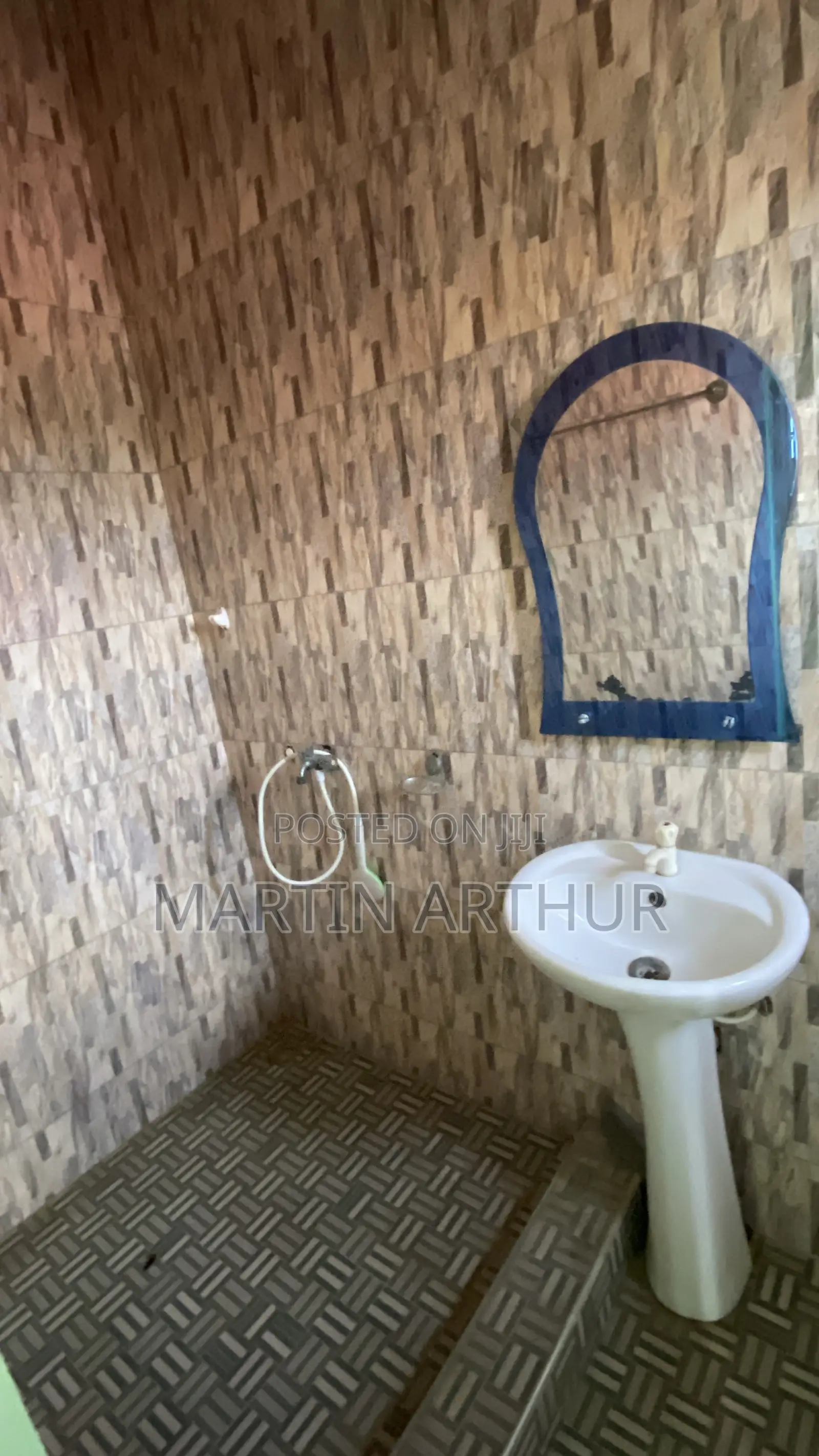 2bdrm Apartment in Afuaman Station, Manhean for rent