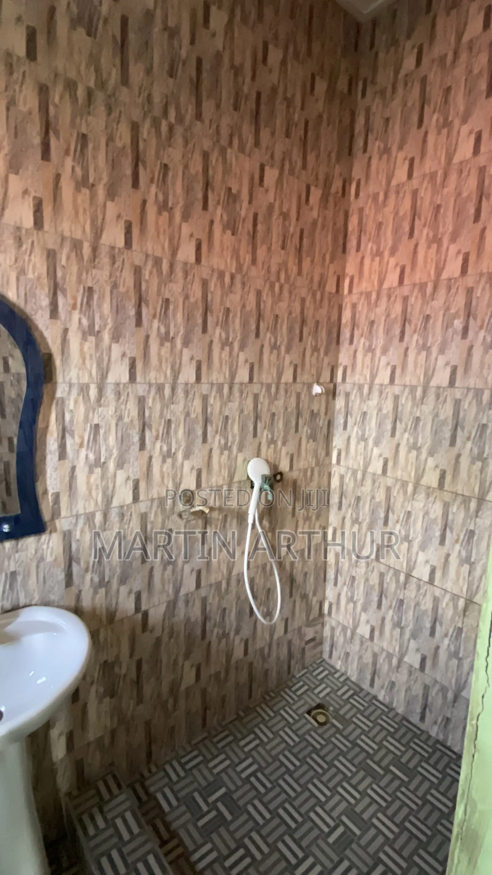 2bdrm Apartment in Afuaman Station, Manhean for rent