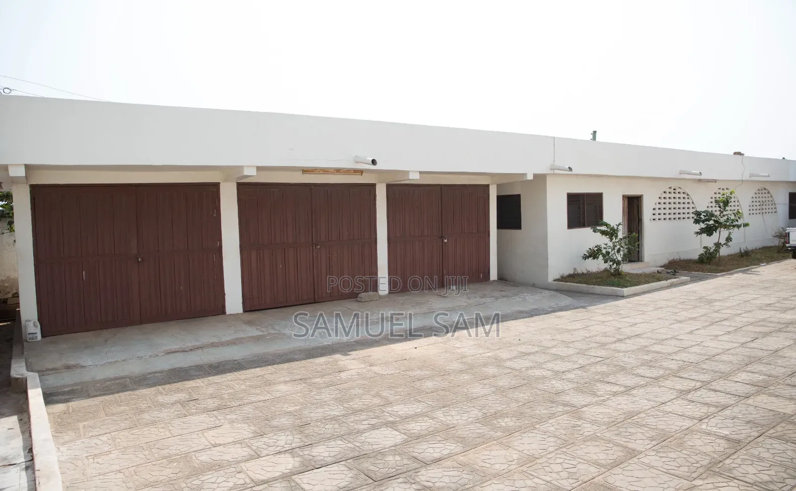 9bdrm House in Tema Community 3 for sale