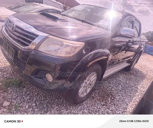 Toyota Hilux 3.0 D-4D 4x4 2015 Black