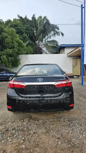 Toyota Corolla XLE 4dr Sedan (1.8L 4cyl CVT) 2017 Black
