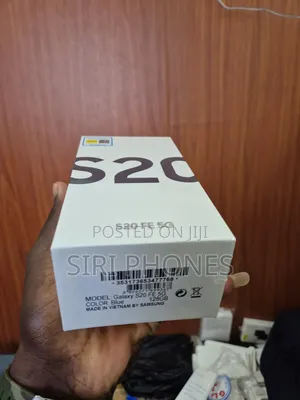 New Samsung Galaxy S20 FE 5G 128 GB Blue