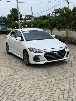 Hyundai Elantra Sport 2018 White