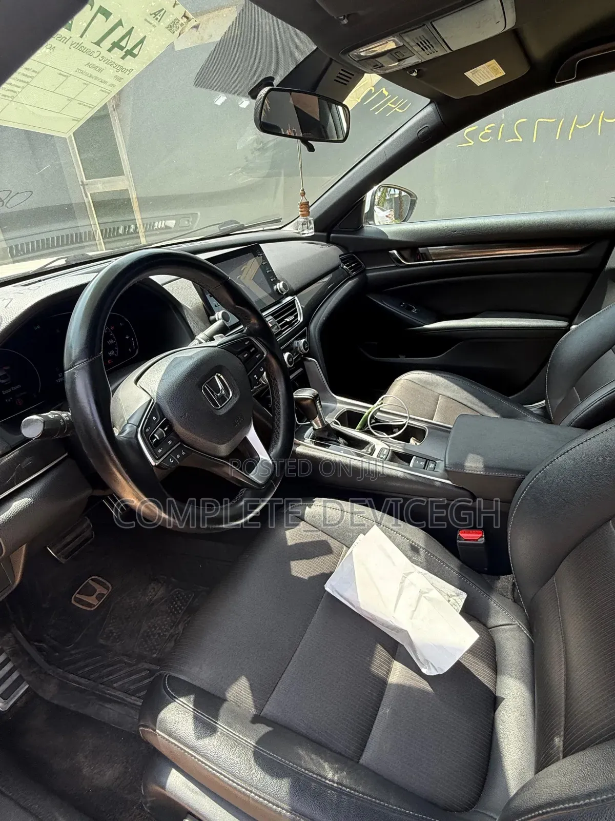 Honda Accord Sport (1.5L 4cyl Turbo CVT) 2019 White