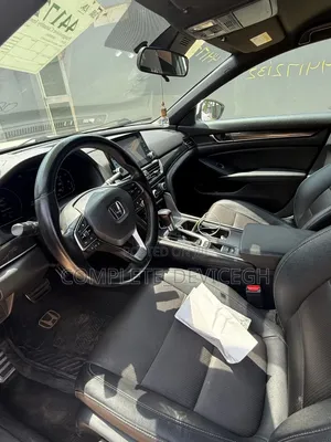Honda Accord Sport (1.5L 4cyl Turbo CVT) 2019 White