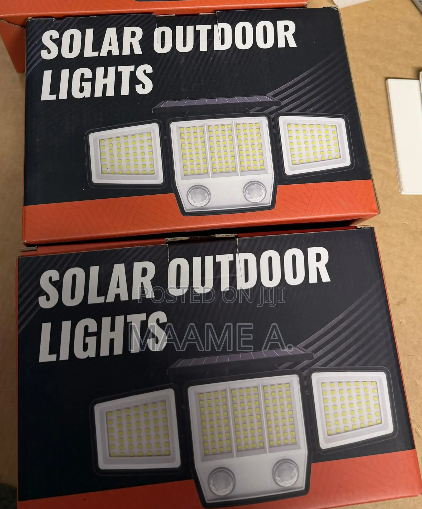 2 Solar Outdoor Lights