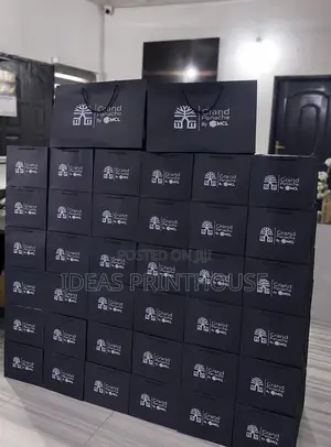 Luxury Custom Paper Bags - Make Your Brand Stand Out