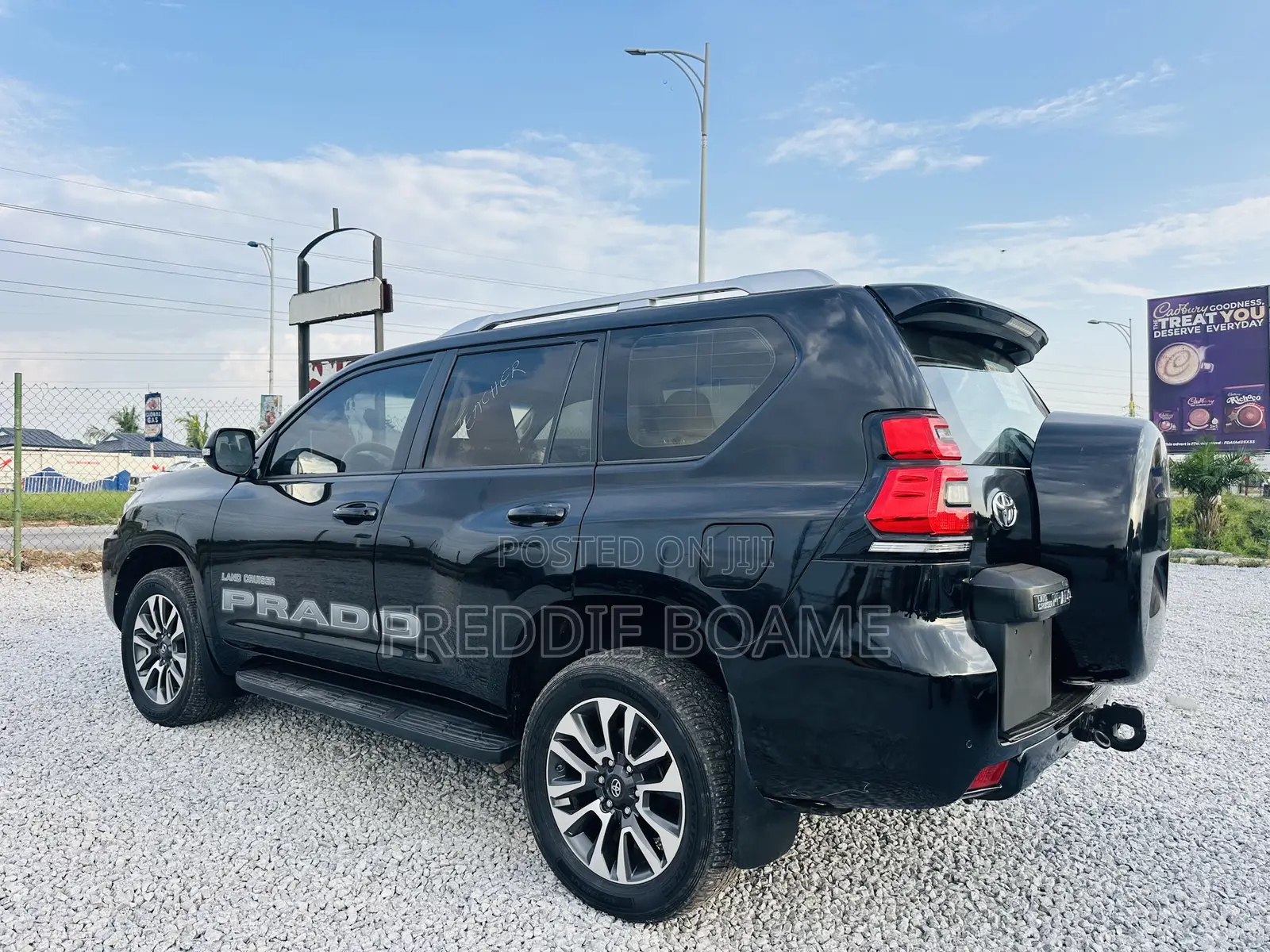 Toyota Land Cruiser Prado 2022 Black