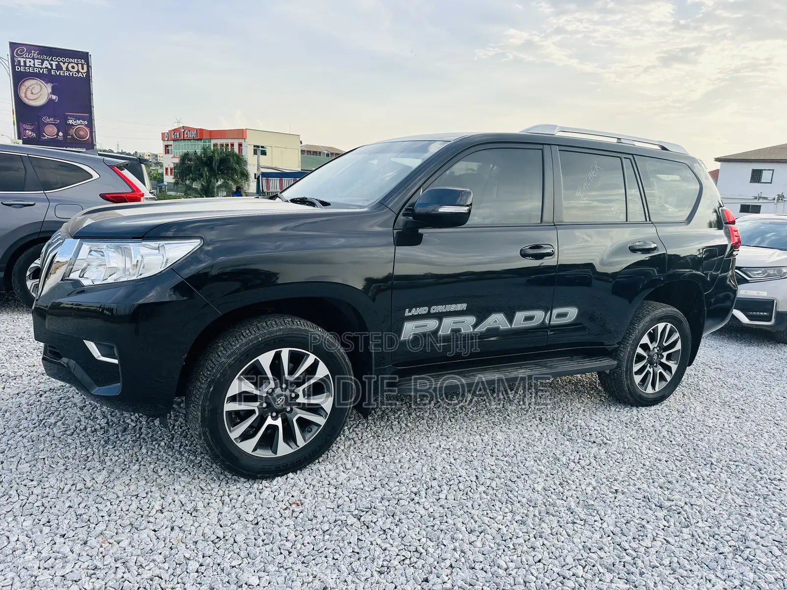 Toyota Land Cruiser Prado 2022 Black