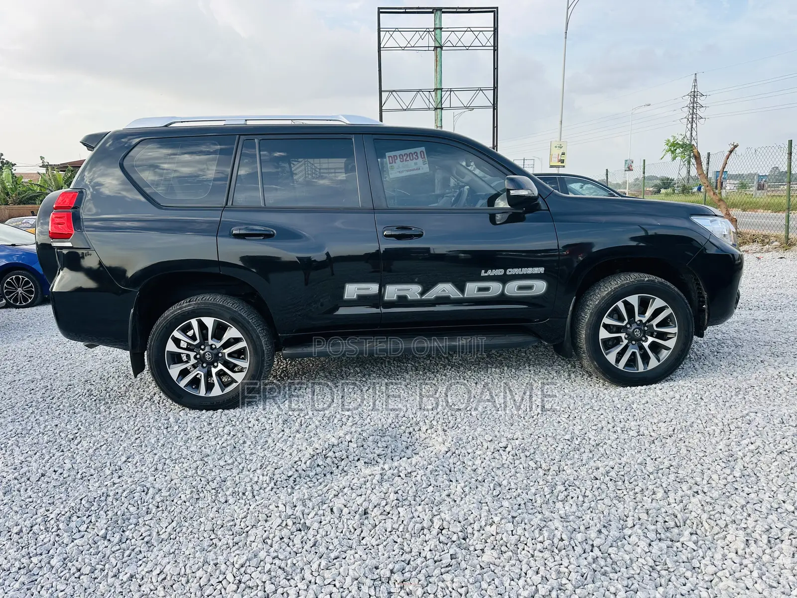 Toyota Land Cruiser Prado 2022 Black