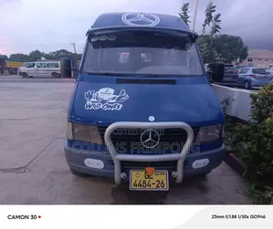 Mercedes-Benz Sprinter 2005 Blue