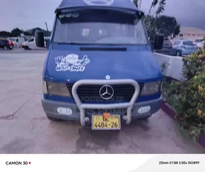Mercedes-Benz Sprinter 2005 Blue