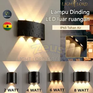 Bay Rainproof Wall Light